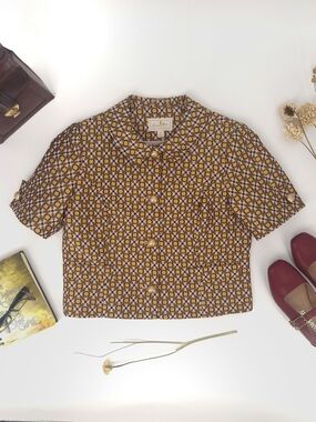 ✨Flora Bea NYC Retro Cropped Jacket Mod Gold Button Blouse - M✨